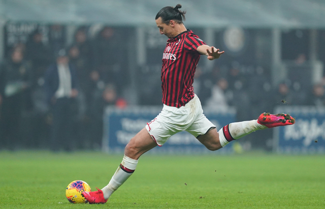 赛地聚焦——意大利杯转会期热度飙升；多伦多猛龙手感冰凉；态度坚定；更衣室氛围转暖